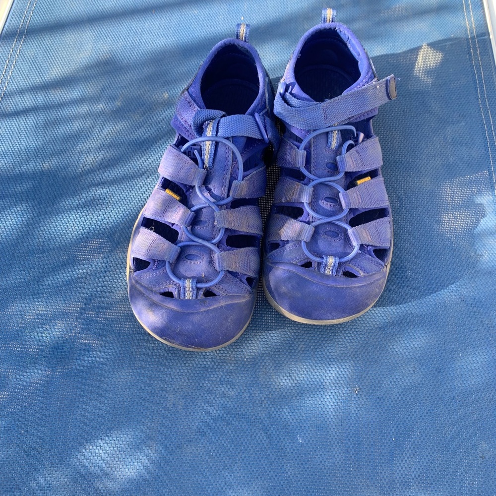 Keen Sandals, gently used